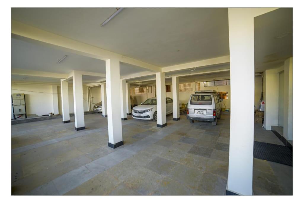 Jrs Residency Vellore Εξωτερικό φωτογραφία